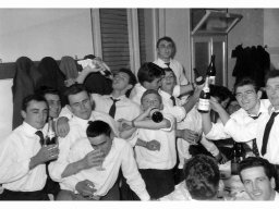 Una bevuta in compagnia