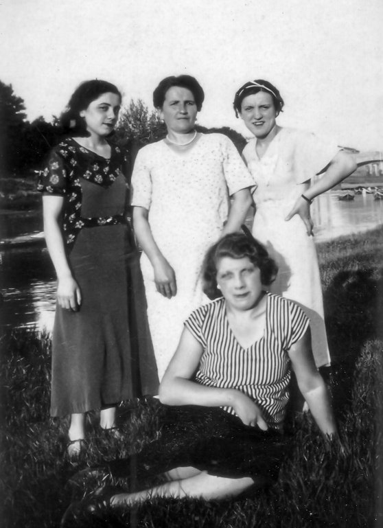 Alice Degoli e amiche