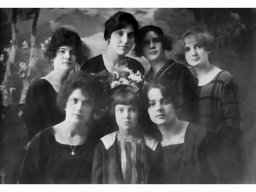 Pina, Gina, Irma, Fernanda