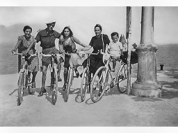 Poldina e Dafne in bici