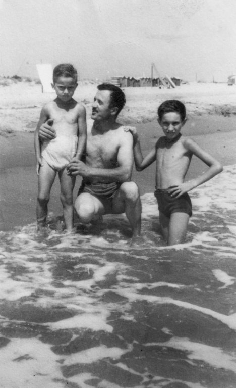al mare anni 40 Umberto e Norberto