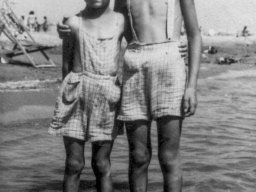 al mare anni 40 Umberto e Norberto