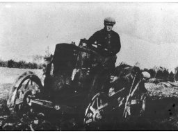 Trattore testa calda