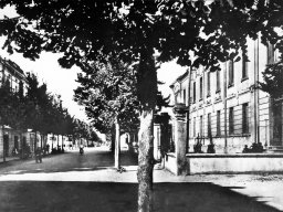 Via De Amicis -Scuole