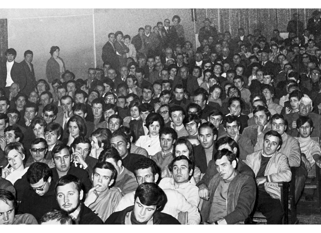 Assemblea al Pluto 1968
