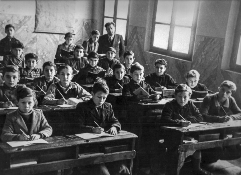 Nati nel 1936 maestro Martinelli