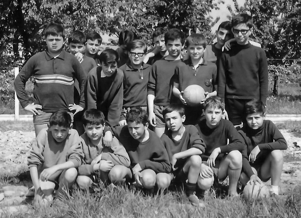 Enrico Bellesia Massari Gionni Fantuzzi Vladi a calcio