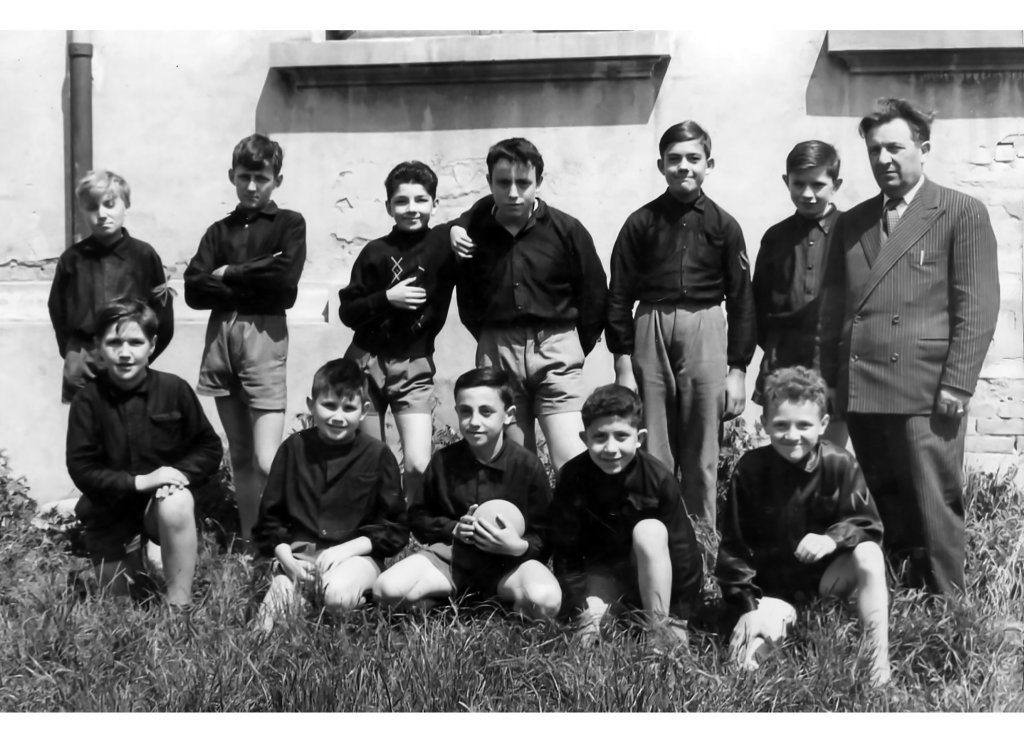 Lopi va a scuola nel 1955 maestro Martinelli